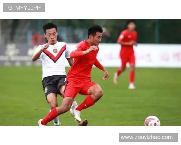 杭州足球队防守革新之路探索与实践分析 杭州足球队防守革新之路探索与实践分析