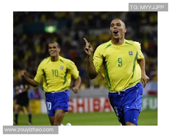 科姓足球明星的辉煌历程与传奇瞬间回顾 科姓足球明星的辉煌历程与传奇瞬间回顾